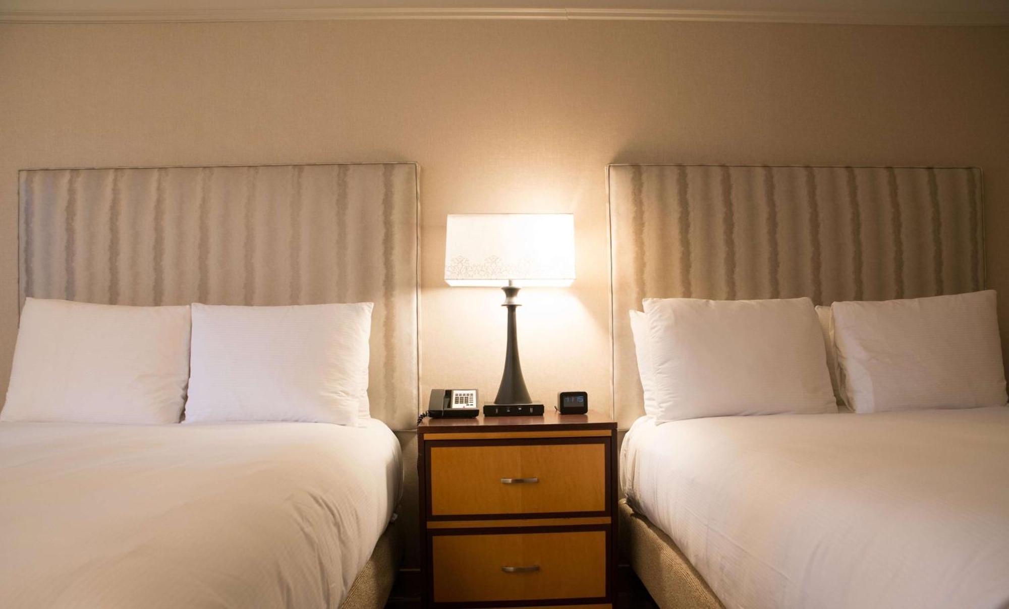 Отель Hilton Wilmington/Christiana Ньюарк Экстерьер фото